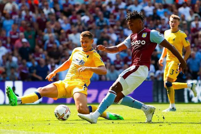 TA：多家豪门关注小将斯密特，阿尔克马尔对其估价约6000万欧