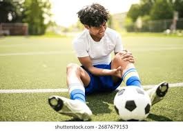 麻将实战技巧：如何利用“舍牌顺序”制造出一种你正在做乱牌的假象。（麻将实战策略：用舍牌顺序让对手误以为你在做乱牌）